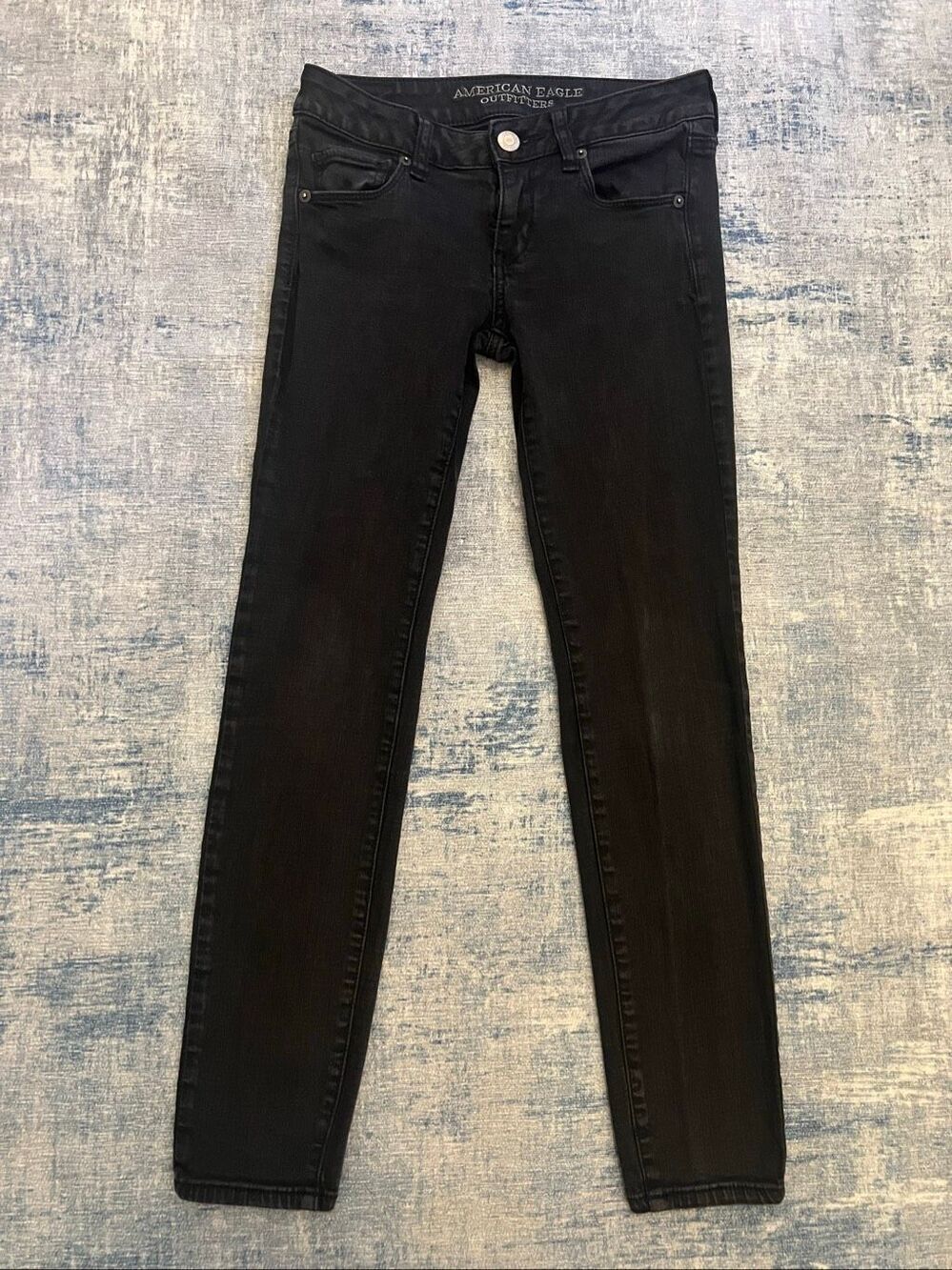 American Eagle Outfitters Black Super Stretch Skinny Jeans Size 4 SHORT